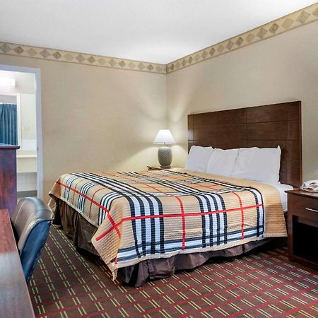 Rodeway Inn New Port Richey Ngoại thất bức ảnh