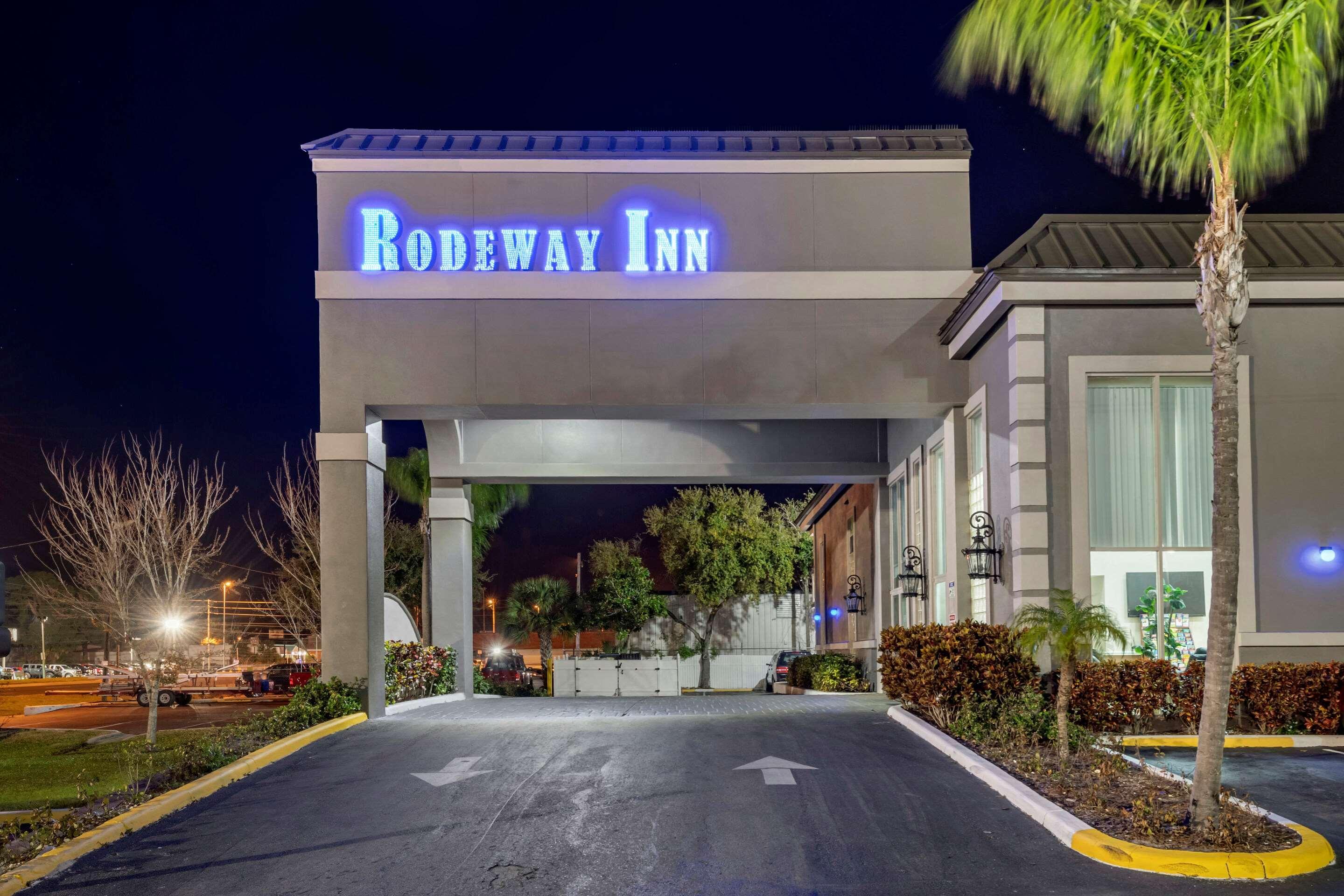 Rodeway Inn New Port Richey Ngoại thất bức ảnh