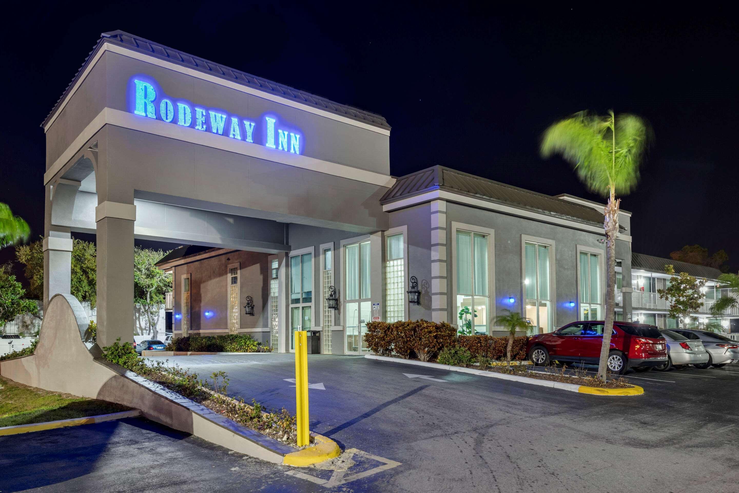 Rodeway Inn New Port Richey Ngoại thất bức ảnh