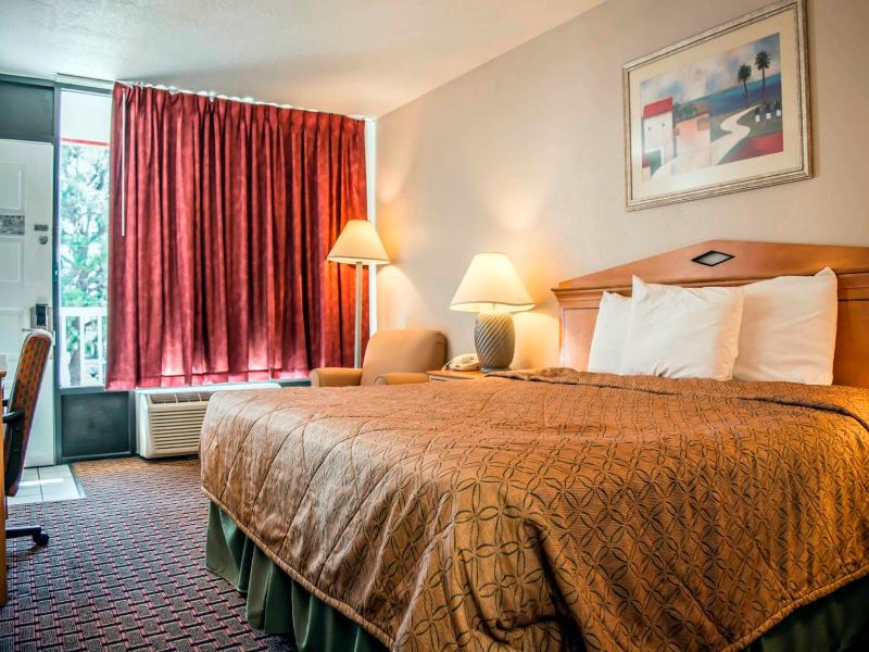Rodeway Inn New Port Richey Ngoại thất bức ảnh