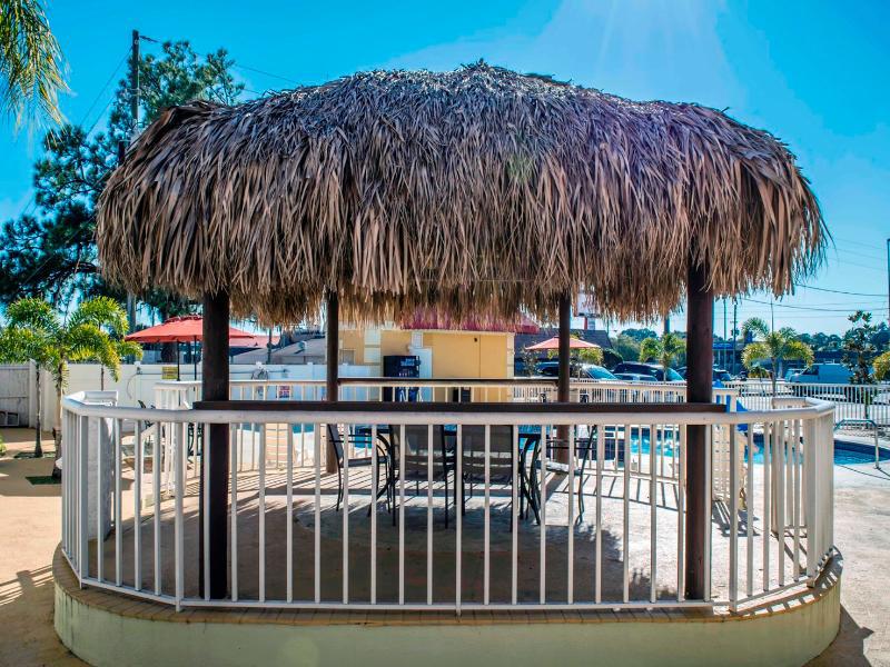 Rodeway Inn New Port Richey Ngoại thất bức ảnh