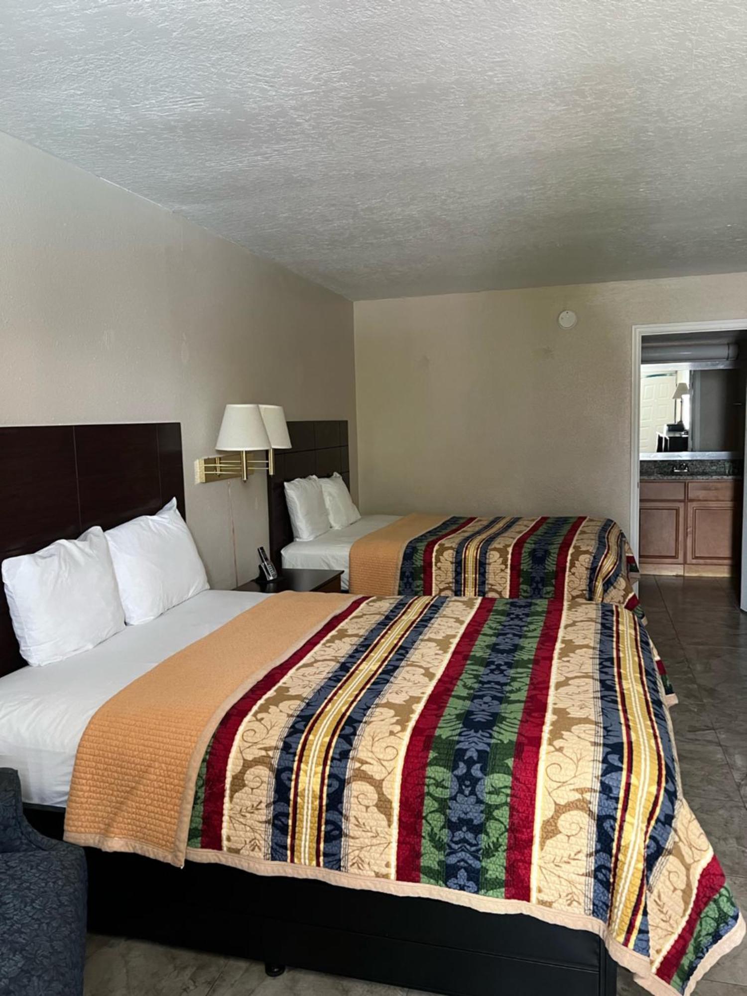 Rodeway Inn New Port Richey Ngoại thất bức ảnh