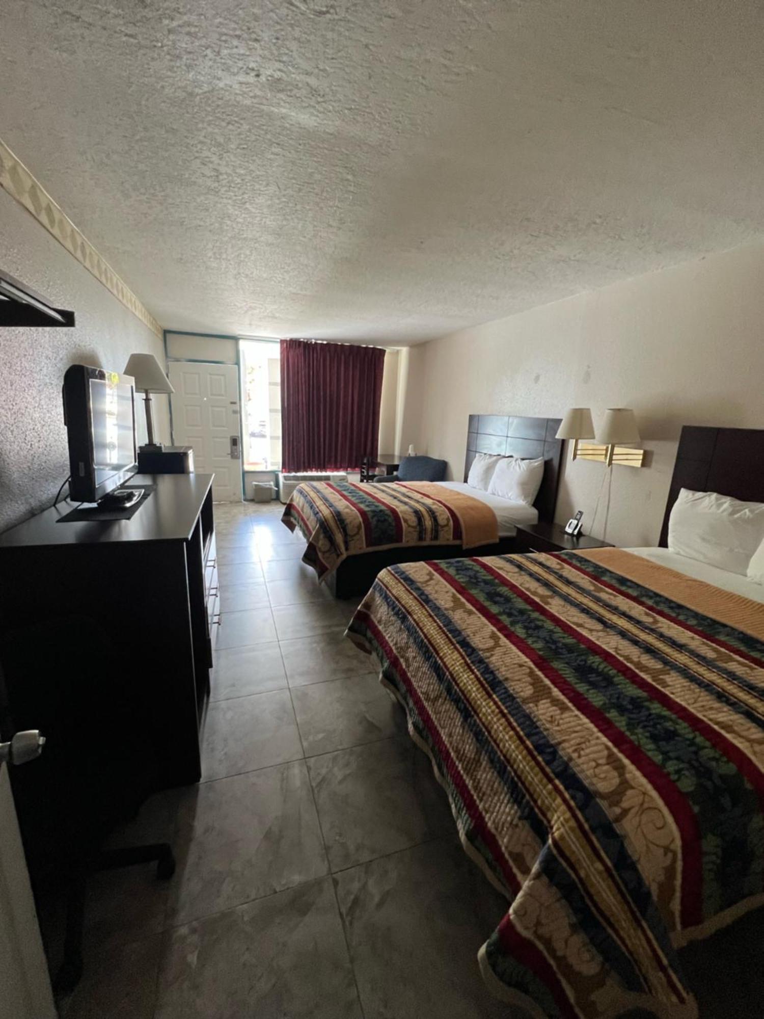 Rodeway Inn New Port Richey Ngoại thất bức ảnh